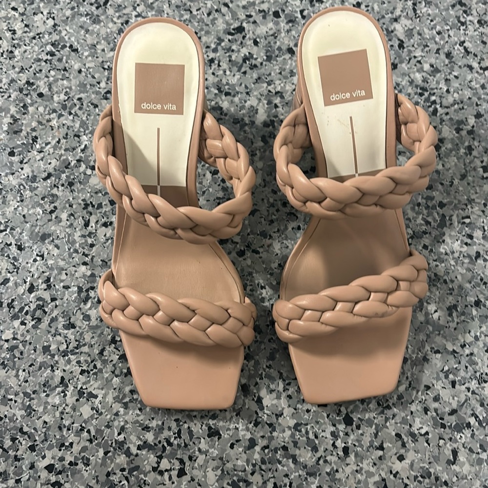 Dolce Vita Pailey braided sandal in cafe, size 7.5